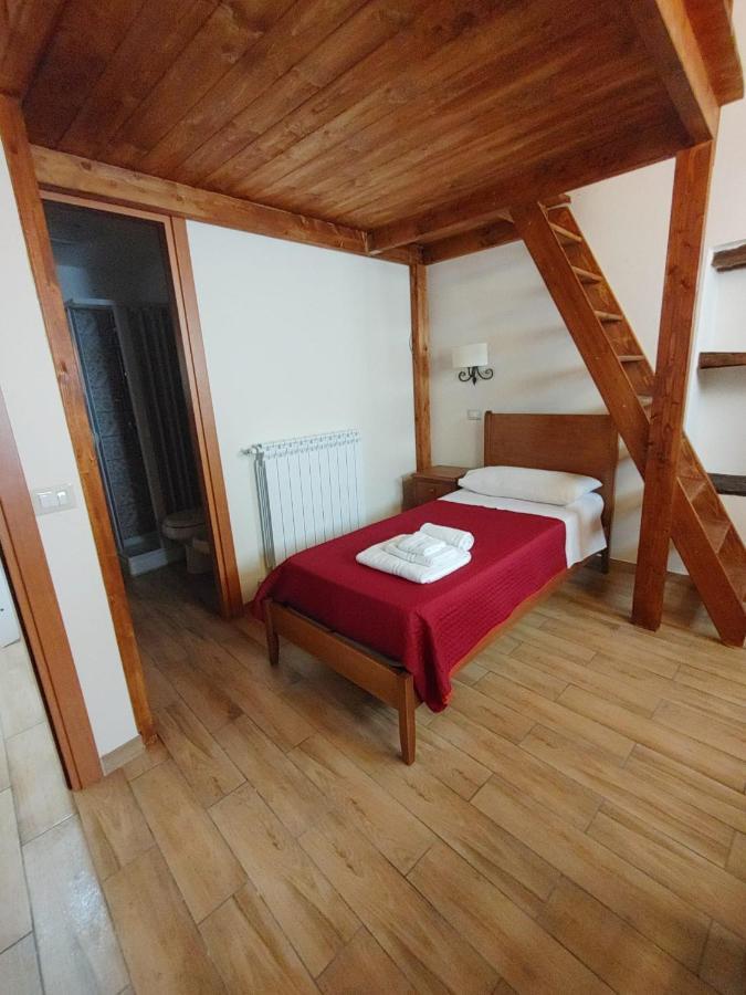 Bed and Breakfast Borgo Sciugolo Baselice Exterior foto