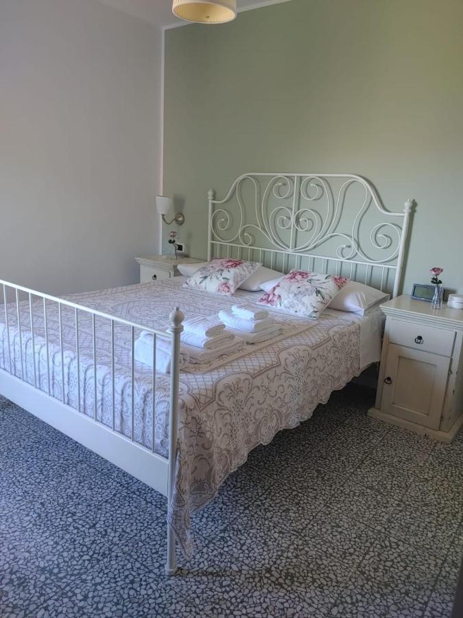 Bed and Breakfast Borgo Sciugolo Baselice Exterior foto